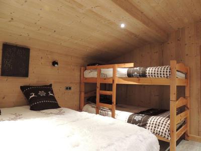 Holiday in mountain resort 3 room duplex apartment 6 people - Chalet Socali - Le Grand Bornand - Bedroom