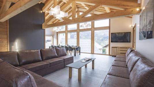 Holiday in mountain resort Chalet Villarabout - Saint Martin de Belleville - Living room