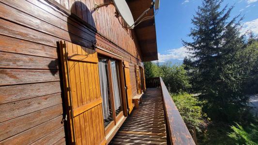 Ski verhuur Appartement 5 kamers 10 personen (3) - CHALET WOODY WOOD - La Tania - Buiten zomer