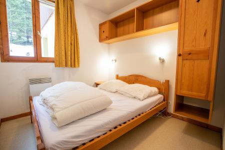 Vacanze in montagna Appartamento 2 stanze con cabina per 6 persone (J12) - Chalets d'Arrondaz - Valfréjus - Alloggio