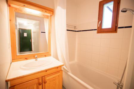 Vacances en montagne Appartement 2 pièces cabine 6 personnes (J22) - Chalets d'Arrondaz - Valfréjus - Salle de bain