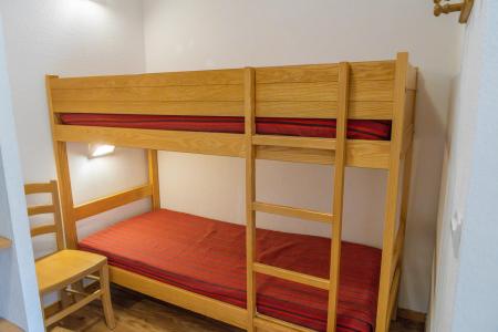 Urlaub in den Bergen 2-Zimmer-Appartment für 6 Personen (004) - Chalets de Bois Méan A - Les Orres - Schlafzimmer