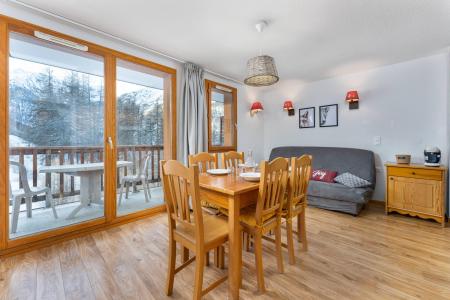 Бронирование  летом Chalets de Bois Méan B