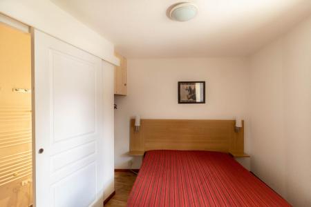 Holiday in mountain resort 3 room apartment sleeping corner 8 people (D103) - Chalets de Bois Méan D - Les Orres - Bedroom