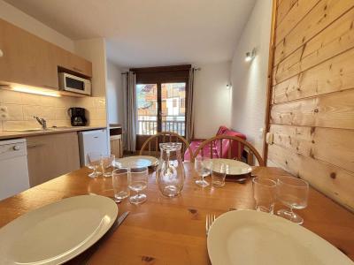 Holiday in mountain resort 2 room apartment 4 people (A14H) - Chalets des Evettes - Flumet - Living room