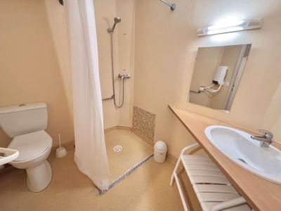 Holiday in mountain resort 2 room apartment 4 people (A14H) - Chalets des Evettes - Flumet - Shower room