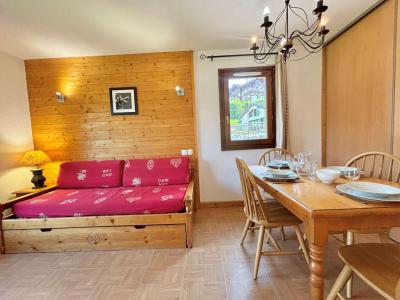 Holiday in mountain resort 2 room apartment 4 people (C19H) - Chalets des Evettes - Flumet - Living room