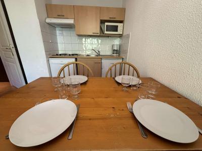 Vakantie in de bergen Appartement 3 kamers 6 personen (120-A2H) - Chalets des Evettes - Flumet - Woonkamer