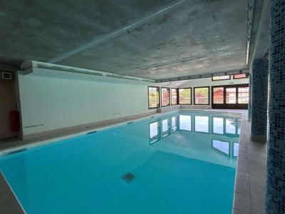 Vacances en montagne Chalets des Evettes - Flumet - Piscine