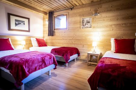 Holiday in mountain resort 8 room triplex semi-detached chalet 15 people (Pierra Menta 2) - Chalets du Cocoon - La Plagne - Bedroom