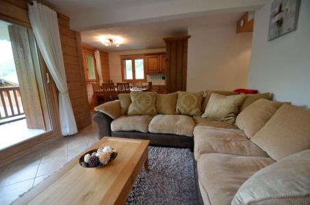 Holiday in mountain resort 4 room apartment 6 people (B4) - Chalets du Doron - Les Menuires - Living room