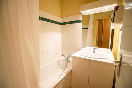 Holiday in mountain resort 2 room apartment 4 people (A231) - Chalets du Thabor - Valfréjus - Bathroom