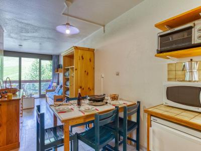 Holiday in mountain resort 1 room apartment 4 people (1) - Cosmos - Le Corbier - Accommodation