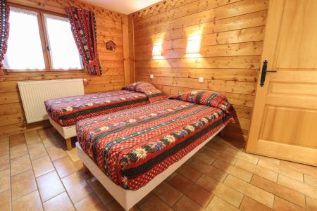 Vacaciones en montaña Apartamento 5 piezas para 10 personas - Demi-chalet La Cabane du Bas - Châtel - Alojamiento