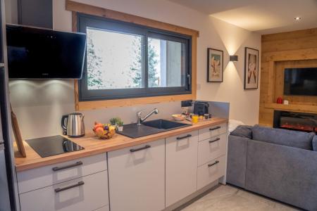 Holiday in mountain resort 3 room apartment 8 people - DOMAINE DU LOUP BLANC - Les Orres - Kitchen