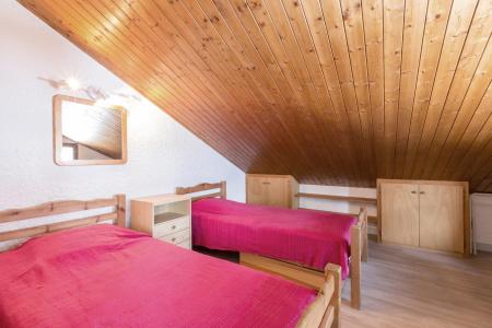 Holiday in mountain resort 3 room mezzanine apartment 4 people (618) - Eden Roc - La Clusaz - Sleeping area