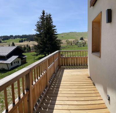 Vacaciones en montaña Apartamento 3 piezas mezzanine para 6 personas (002) - FLEUR DES CIMES - Les Saisies - Balcón