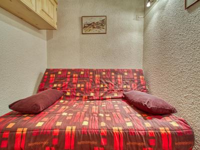 Holiday in mountain resort 1 room apartment 4 people (5) - Gentianes - Les Menuires - Accommodation