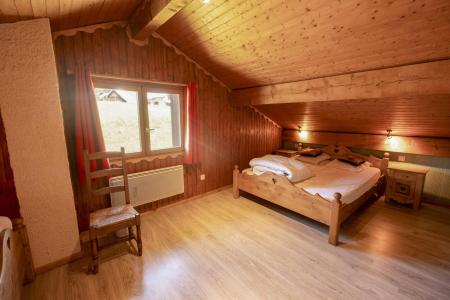 Holiday in mountain resort 7 room duplex chalet 14 people - Gîte Perce-Neige - Albiez Montrond - Cabin