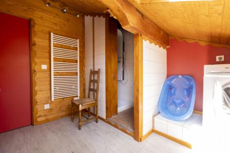 Vacances en montagne Chalet duplex 7 pièces 14 personnes - Gîte Perce-Neige - Albiez Montrond - Salle de douche