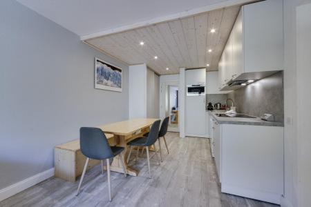 Holiday in mountain resort 3 room apartment cabin 4 people (311) - Hameau de Borsat 1 - Tignes - Living room