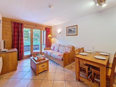 Holiday in mountain resort 2 room apartment 4 people (V3) - Hameau des Airelles - Les Menuires - Living room