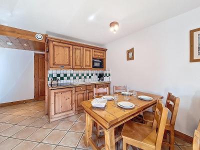Vacanze in montagna Appartamento 3 stanze per 6 persone (E1) - Hameau des Airelles - Les Menuires - Soggiorno