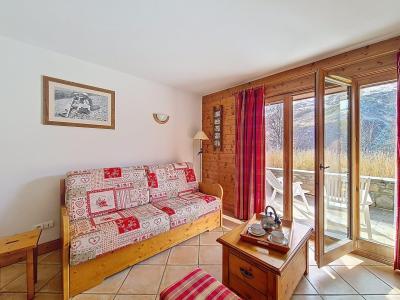 Holiday in mountain resort Studio 2 people (V4) - Hameau des Airelles - Les Menuires - Living room