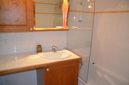 Vacances en montagne Appartement 3 pièces 6 personnes (8) - Hameau des Marmottes - Les Menuires - Salle d'eau