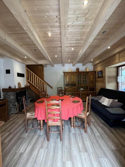 Wakacje w górach Apartament duplex 4 pokojowy 6 osób - Hameau les Envers - Arêches-Beaufort - Pokój gościnny