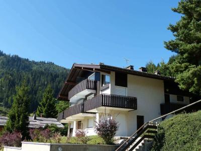 Skiverleih HAUTS DES RIFFROIDS A - La Clusaz - Draußen im Sommer