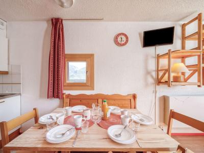 Vakantie in de bergen Appartement 2 kamers 6 personen (7) - Home Club - Tignes - Woonkamer