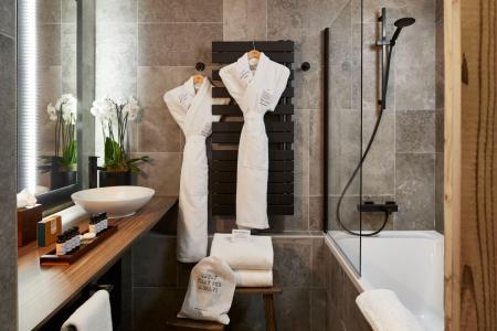 Urlaub in den Bergen Superior Suite 4 Personen - Hôtel Écrin Blanc - Courchevel - Badezimmer
