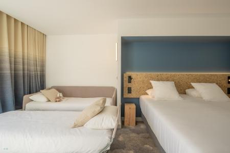 Holiday in mountain resort Bedroom for 2-4 people () - Hôtel La Cachette - Les Arcs - Bedroom
