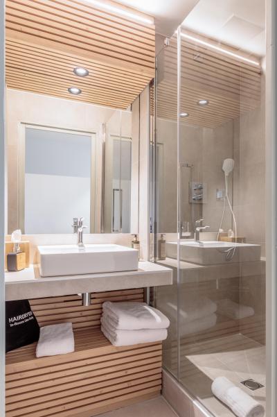 Holiday in mountain resort Room 2 people () - Hôtel La Cachette - Les Arcs