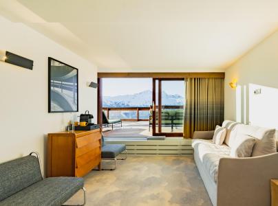 Holiday in mountain resort Suite 4 people () - Hôtel La Cachette - Les Arcs - Living room