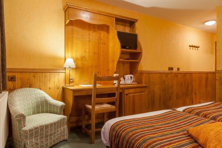 Holiday in mountain resort Double room (2 people) - Hôtel les Balcons Village - La Plagne - Bedroom