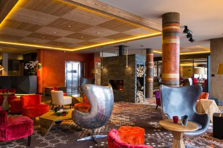 Holiday in mountain resort Hôtel Taj-I Mah - Les Arcs - 