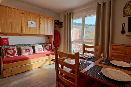 Vakantie in de bergen Appartement 2 kamers 4 personen (201) - L'AIGUILLE - Chamrousse - Woonkamer
