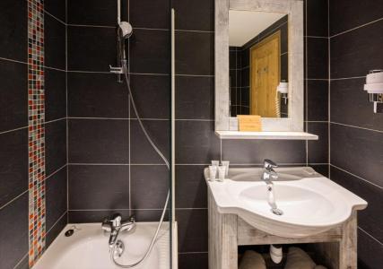 Vacances en montagne Chambre 2-4 personnes (Confort Communicante) - L'Aiguille Percée - Tignes - Salle de bain