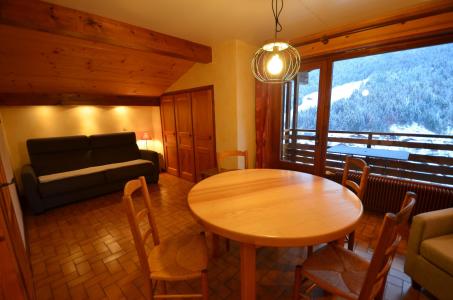 Holiday in mountain resort 2 room apartment 4 people - L'Eperviere - Le Grand Bornand - Living room