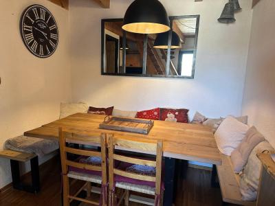 Vacaciones en montaña Estudio mezzanine para 4 personas (A36) - L'Hostellerie - Vars - Comedor