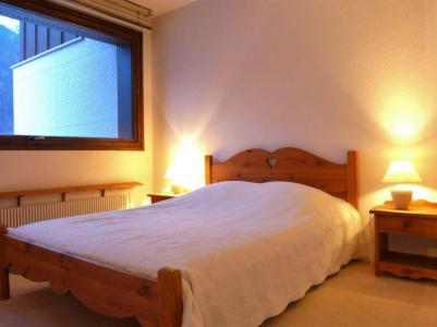 Vacaciones en montaña Apartamento 2 piezas para 4 personas (1) - L'Outa - Chamonix - Cabina