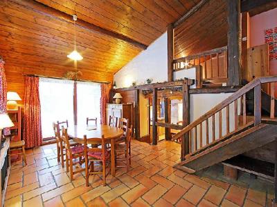 Holiday in mountain resort 6 room chalet 12 people (1) - L'Piri - Chamonix - Dining area