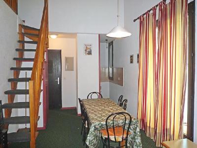 Holiday in mountain resort 3 room apartment 6 people (1) - La Balme - Chamonix - Stairs