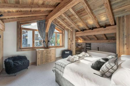 Holiday in mountain resort 7 room triplex chalet 14 people - LA FERME D'EDOUARD - Saint Martin de Belleville - Bedroom