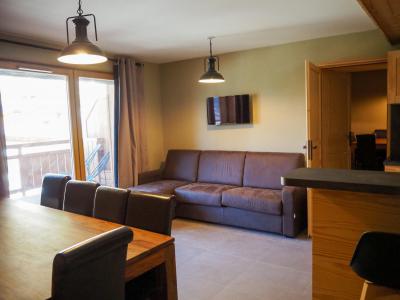 Holiday in mountain resort 3 room apartment cabin 8 people - La Résidence - Les 2 Alpes - Living room