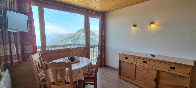 Holiday in mountain resort Studio sleeping corner 4 people (A2O134) - La Résidence Aime 2000 Chamois - La Plagne - Living room
