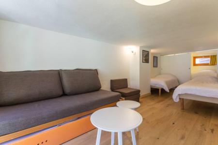 Holiday in mountain resort 2 room duplex apartment 6 people (315) - La Résidence Alliet - Les Arcs - Living room