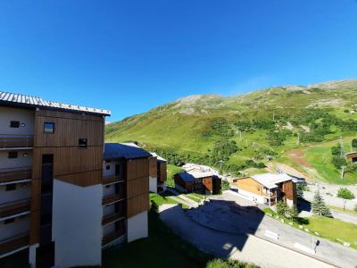 Аренда на лыжном курорте Апартаменты 2 комнат с мезонином 6 чел. (A1301) - La Résidence Asters - Les Menuires - летом под открытым небом